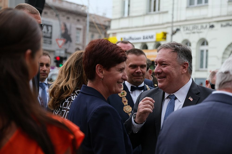 FOTOGALERIE: Mike Pompeo v Plzni