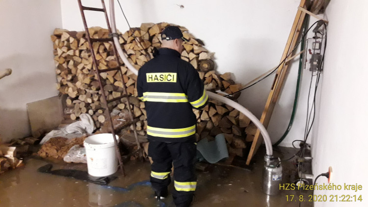 FOTOGALERIE: Přívalový liják se přehnal Plzeňským krajem