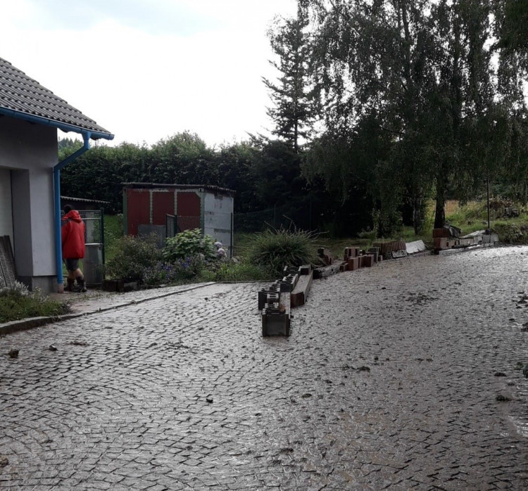 FOTOGALERIE: Přívalový liják se přehnal Plzeňským krajem