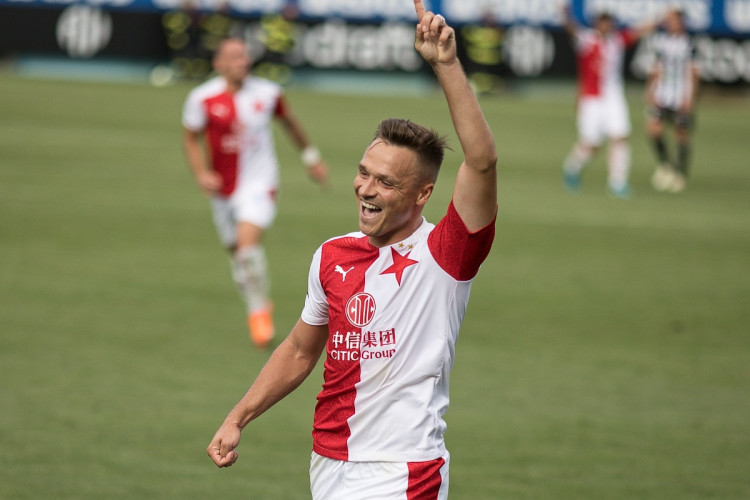 FOTOGALERIE: Slavia na jihu Čech dominovala a vykročila za obhajobou