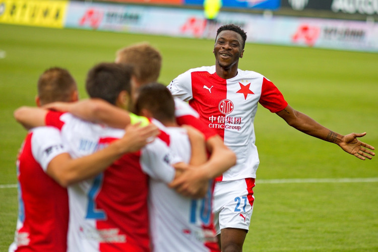 FOTOGALERIE: Slavia na jihu Čech dominovala a vykročila za obhajobou