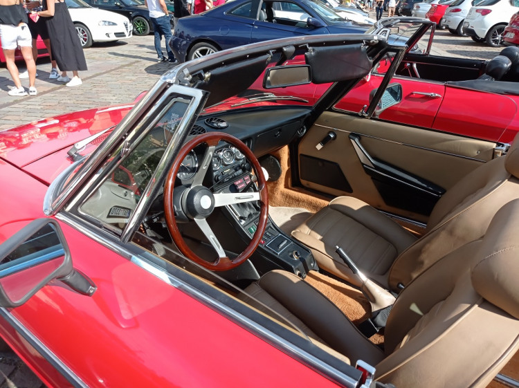 FOTO: Sraz vozů Alfa Romeo v Plzni