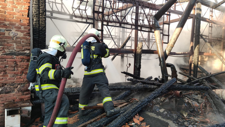 FOTOGALERIE: Požár zemědělského muzea