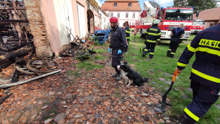 FOTOGALERIE: Požár zemědělského muzea