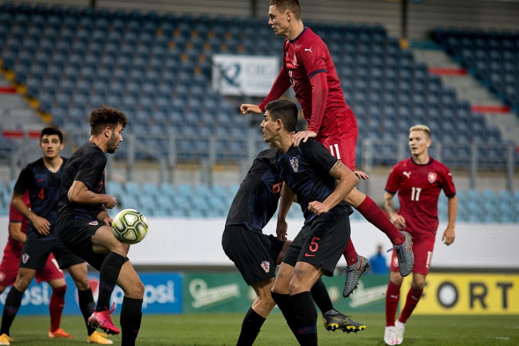 Jedenadvacítka uhrála s chorvatským výběrem bezbrankovou remízu