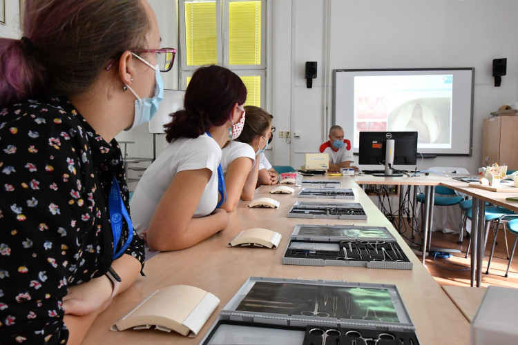 Medikemp Lékařské fakulty v Hradci Králové (2020)