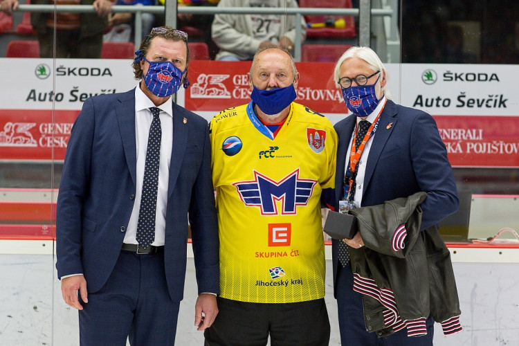 FOTOGALERIE: Motor se po sedmi letech vrátil do extraligy, doma nestačil na neoblíbený Mountfield