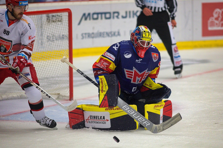 FOTOGALERIE: Motor se po sedmi letech vrátil do extraligy, doma nestačil na neoblíbený Mountfield