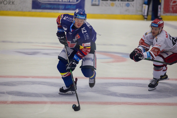 FOTOGALERIE: Motor se po sedmi letech vrátil do extraligy, doma nestačil na neoblíbený Mountfield