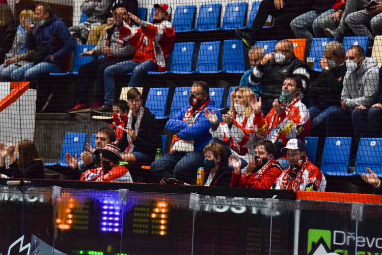 FOTOGALERIE: Hanáci poprvé doma vyhráli! Knotek vstřelil dvě branky