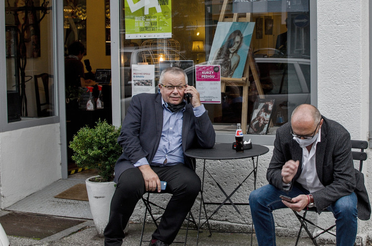 GALERIE: Ve volebních štábech bylo veselo. Hruškovice tekla proudem