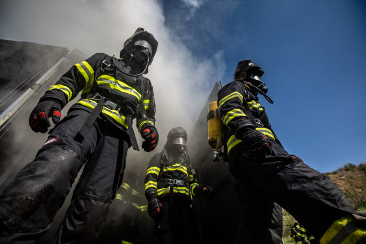 GALERIE: Hasiči trénovali ve FLASHOVER kontejneru