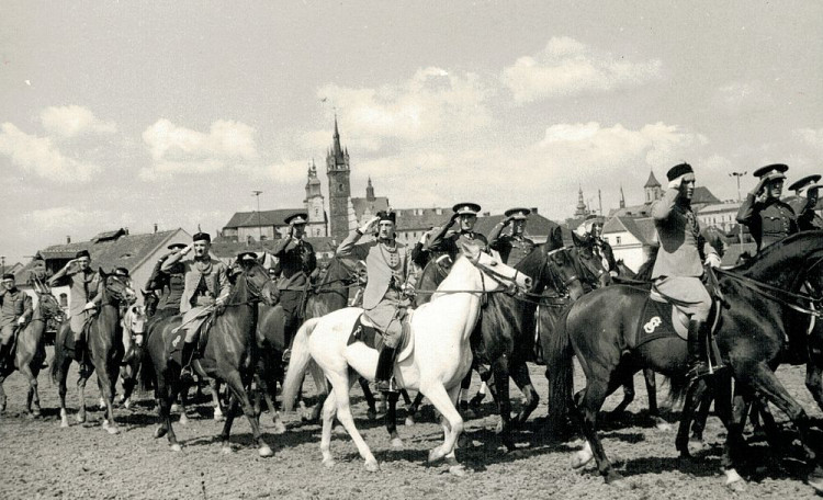 FOTOGALERIE: Vzpomínka na sokola Josefa Beneše