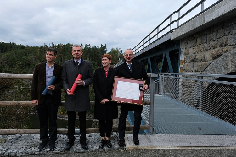 FOTOGALERIE: Předání Ceny Patria Nostra v Pňovanech