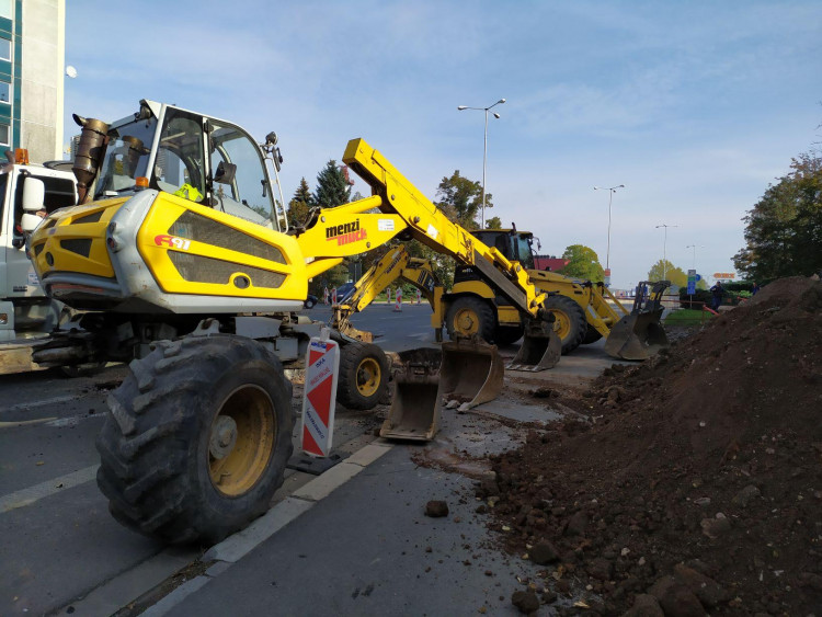 GALERIE: Rekonstrukce Gočárova okruhu v Hradci Králové