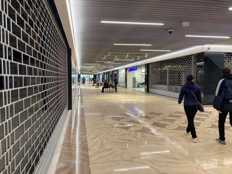 GALERIE: Po rekonstrukci otevřený obchodní dům Atrium