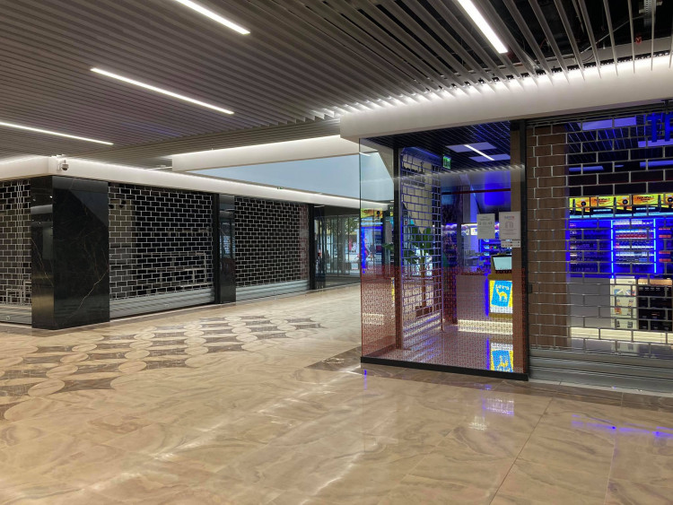 GALERIE: Po rekonstrukci otevřený obchodní dům Atrium