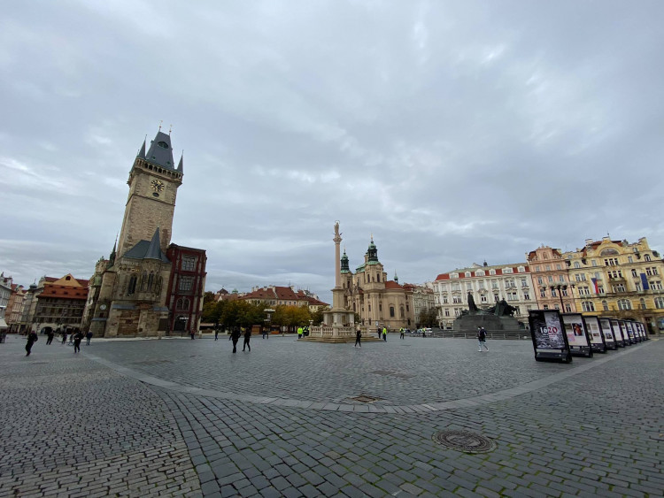 FOTOGALERIE: Vláda likviduje životy, naše práva a naši zem, znělo na demonstraci v Praze