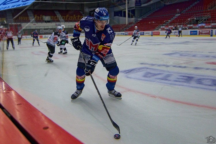 FOTOGALERIE: Motor ztratil nadějné vítězství a stále čeká na výhru. Varům doma podlehl 4:5