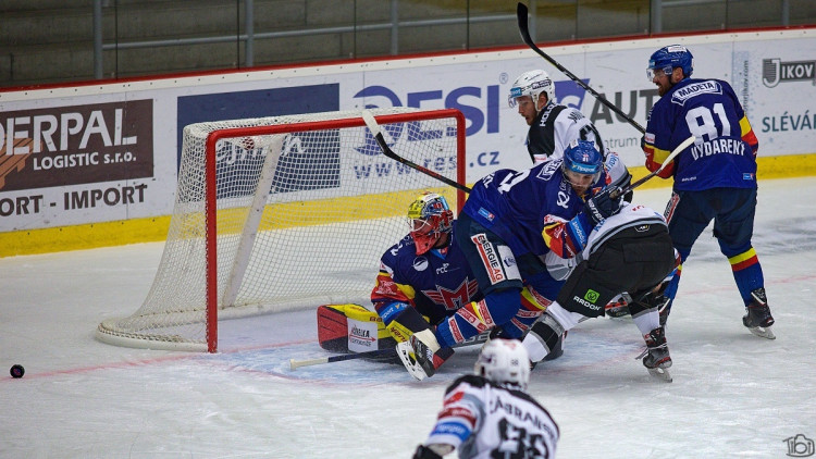FOTOGALERIE: Motor ztratil nadějné vítězství a stále čeká na výhru. Varům doma podlehl 4:5