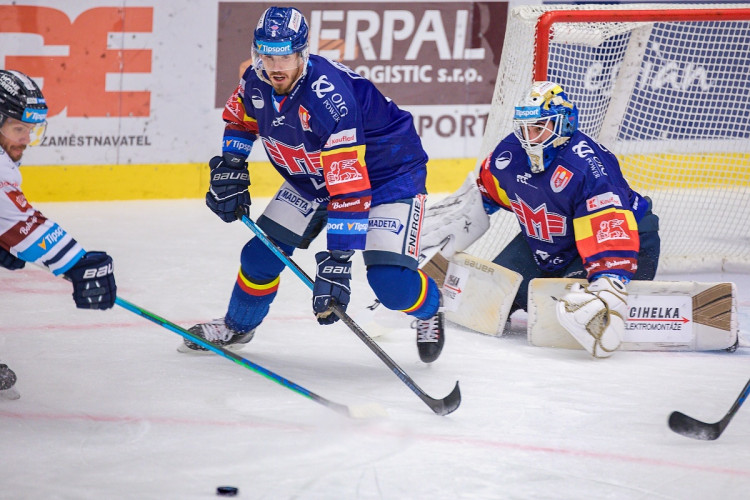 FOTOGALERIE: Nepomohl ani fantastický Patera. Motor čeká na první domácí výhru, v nájezdech podlehl Liberci