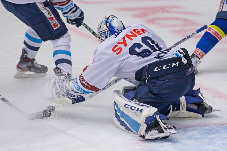 FOTOGALERIE: Nepomohl ani fantastický Patera. Motor čeká na první domácí výhru, v nájezdech podlehl Liberci