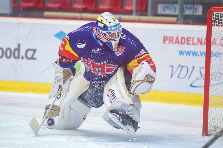 FOTOGALERIE: Nepomohl ani fantastický Patera. Motor čeká na první domácí výhru, v nájezdech podlehl Liberci