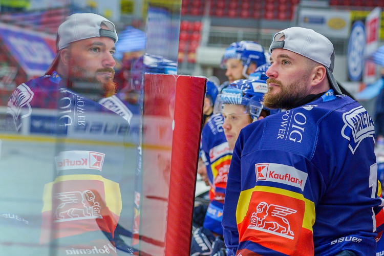 FOTOGALERIE: Nepomohl ani fantastický Patera. Motor čeká na první domácí výhru, v nájezdech podlehl Liberci