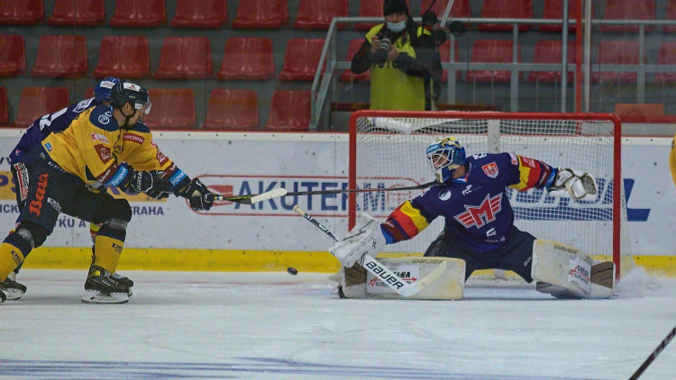 FOTOGALERIE: Zakletá Budvar aréna. Motor doma opět nevyhrál, na jihu Čech uspěl trápící se Zlín