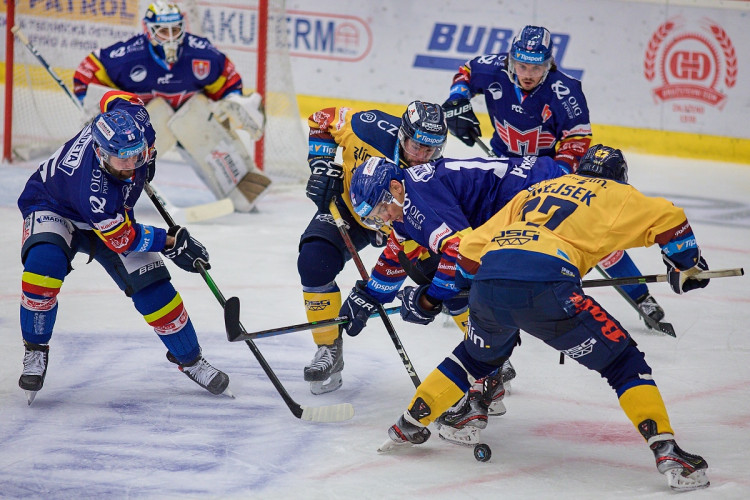 FOTOGALERIE: Zakletá Budvar aréna. Motor doma opět nevyhrál, na jihu Čech uspěl trápící se Zlín
