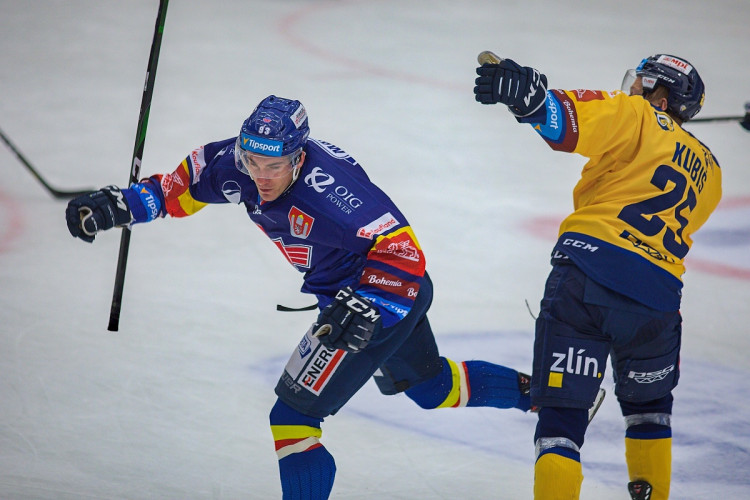 FOTOGALERIE: Zakletá Budvar aréna. Motor doma opět nevyhrál, na jihu Čech uspěl trápící se Zlín