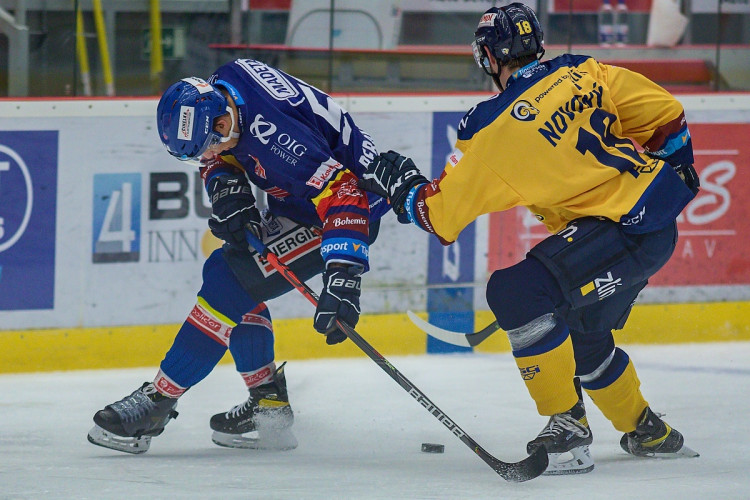 FOTOGALERIE: Zakletá Budvar aréna. Motor doma opět nevyhrál, na jihu Čech uspěl trápící se Zlín