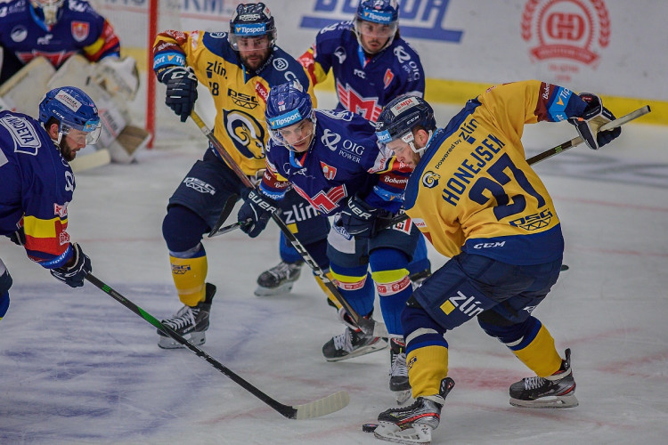 FOTOGALERIE: Zakletá Budvar aréna. Motor doma opět nevyhrál, na jihu Čech uspěl trápící se Zlín