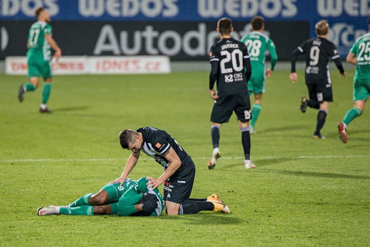 FOTOGALERIE: Konečně. Dynamo navázalo na skvělý výkon z Letné a doma poprvé vyhrálo