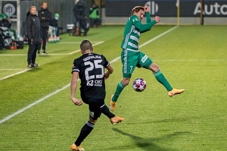 FOTOGALERIE: Konečně. Dynamo navázalo na skvělý výkon z Letné a doma poprvé vyhrálo