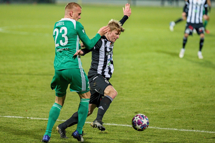 FOTOGALERIE: Konečně. Dynamo navázalo na skvělý výkon z Letné a doma poprvé vyhrálo