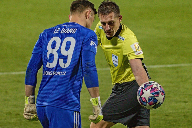 FOTOGALERIE: Konečně. Dynamo navázalo na skvělý výkon z Letné a doma poprvé vyhrálo