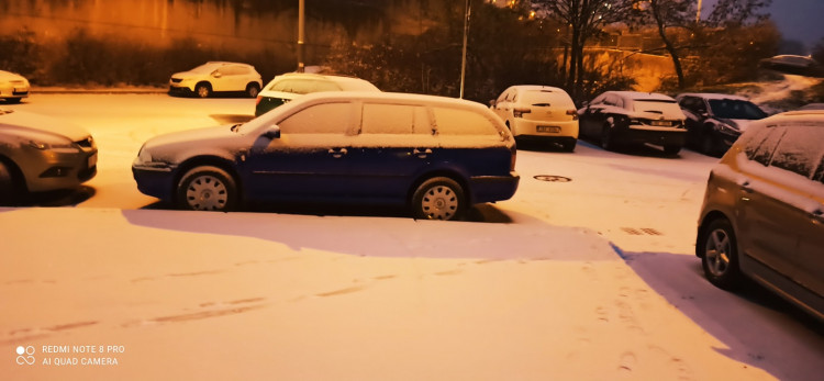 FOTOGALERIE: První sněhová nadílka letošní zimy v Praze očima čtenářů