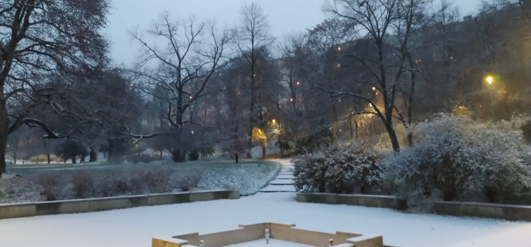 FOTOGALERIE: První sněhová nadílka letošní zimy v Praze očima čtenářů