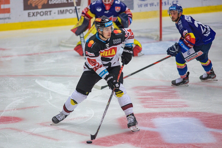 FOTOGALERIE: Porážka číslo devět. Motor doma ještě nevyhrál, Sparta na jihu Čech zvítězila 5:1