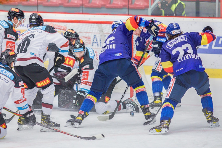 FOTOGALERIE: Porážka číslo devět. Motor doma ještě nevyhrál, Sparta na jihu Čech zvítězila 5:1