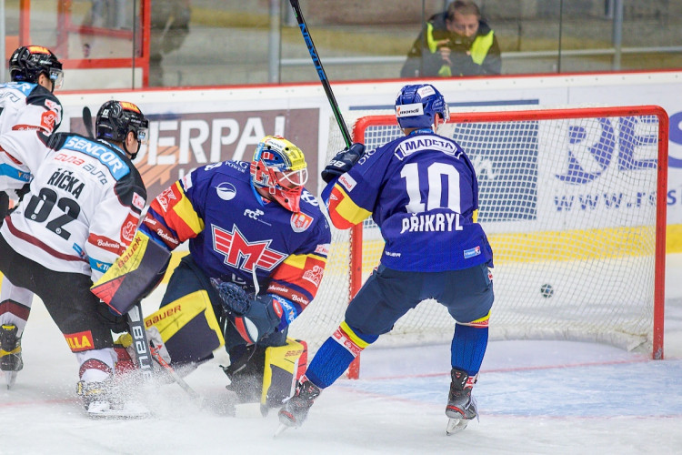 FOTOGALERIE: Porážka číslo devět. Motor doma ještě nevyhrál, Sparta na jihu Čech zvítězila 5:1