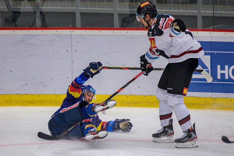 FOTOGALERIE: Porážka číslo devět. Motor doma ještě nevyhrál, Sparta na jihu Čech zvítězila 5:1