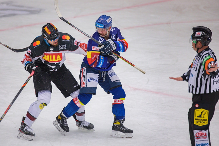 FOTOGALERIE: Porážka číslo devět. Motor doma ještě nevyhrál, Sparta na jihu Čech zvítězila 5:1