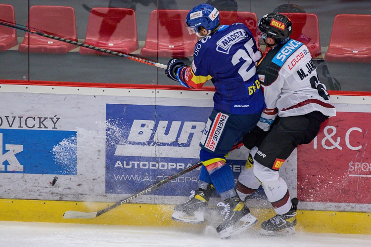 FOTOGALERIE: Porážka číslo devět. Motor doma ještě nevyhrál, Sparta na jihu Čech zvítězila 5:1