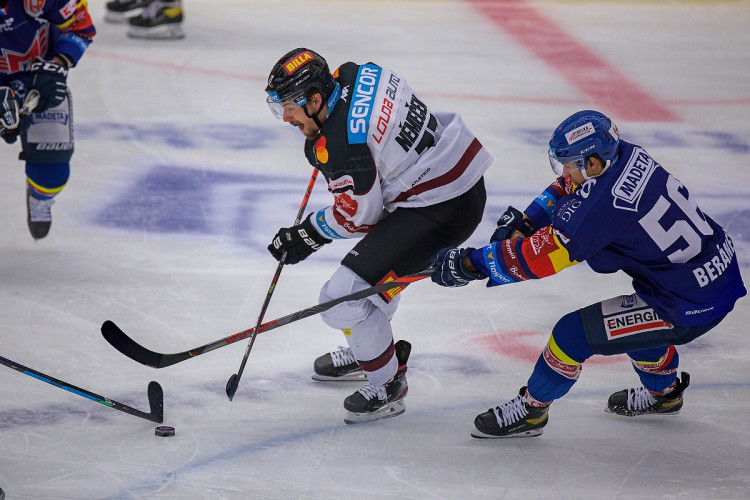 FOTOGALERIE: Porážka číslo devět. Motor doma ještě nevyhrál, Sparta na jihu Čech zvítězila 5:1