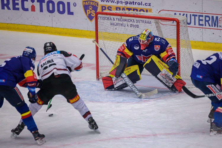 FOTOGALERIE: Porážka číslo devět. Motor doma ještě nevyhrál, Sparta na jihu Čech zvítězila 5:1