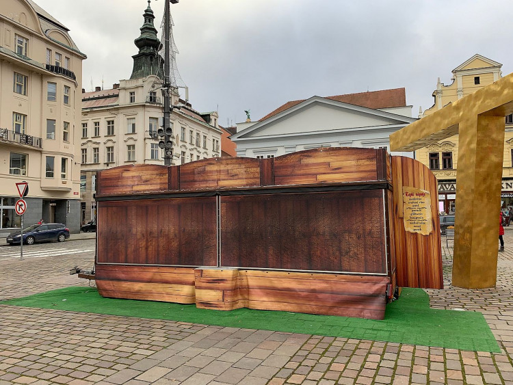 FOTOGALERIE: Uzavřené stánky na vánočních trzích