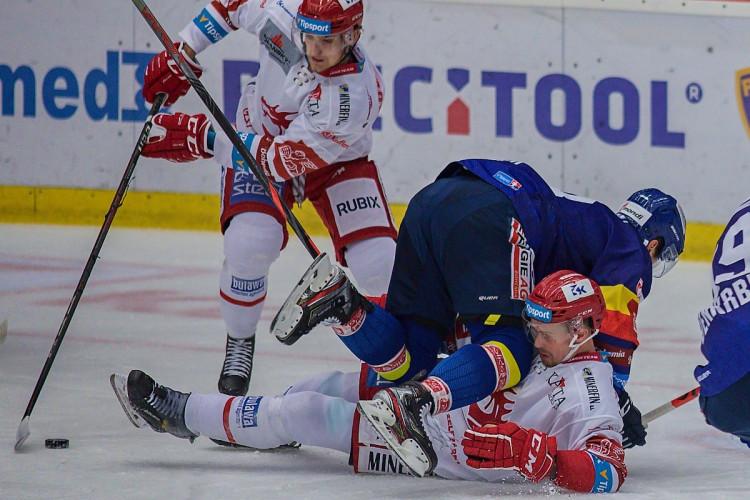 FOTOGALERIE: Madeta Motor ČB - HC Oceláři Třinec