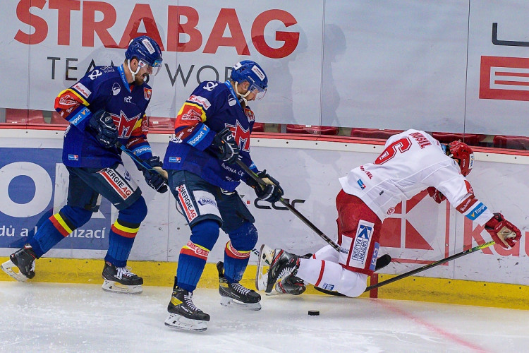 FOTOGALERIE: Madeta Motor ČB - HC Oceláři Třinec